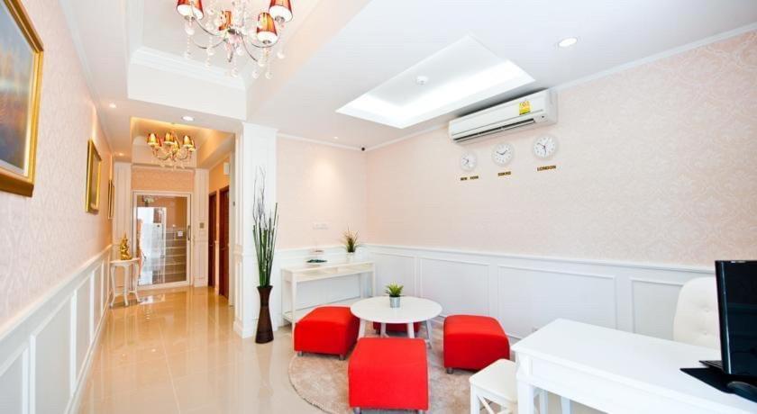 Sabai Dee Minitel Hotell Bangkok Exteriör bild