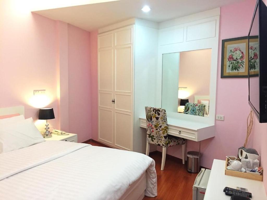 Sabai Dee Minitel Hotell Bangkok Exteriör bild