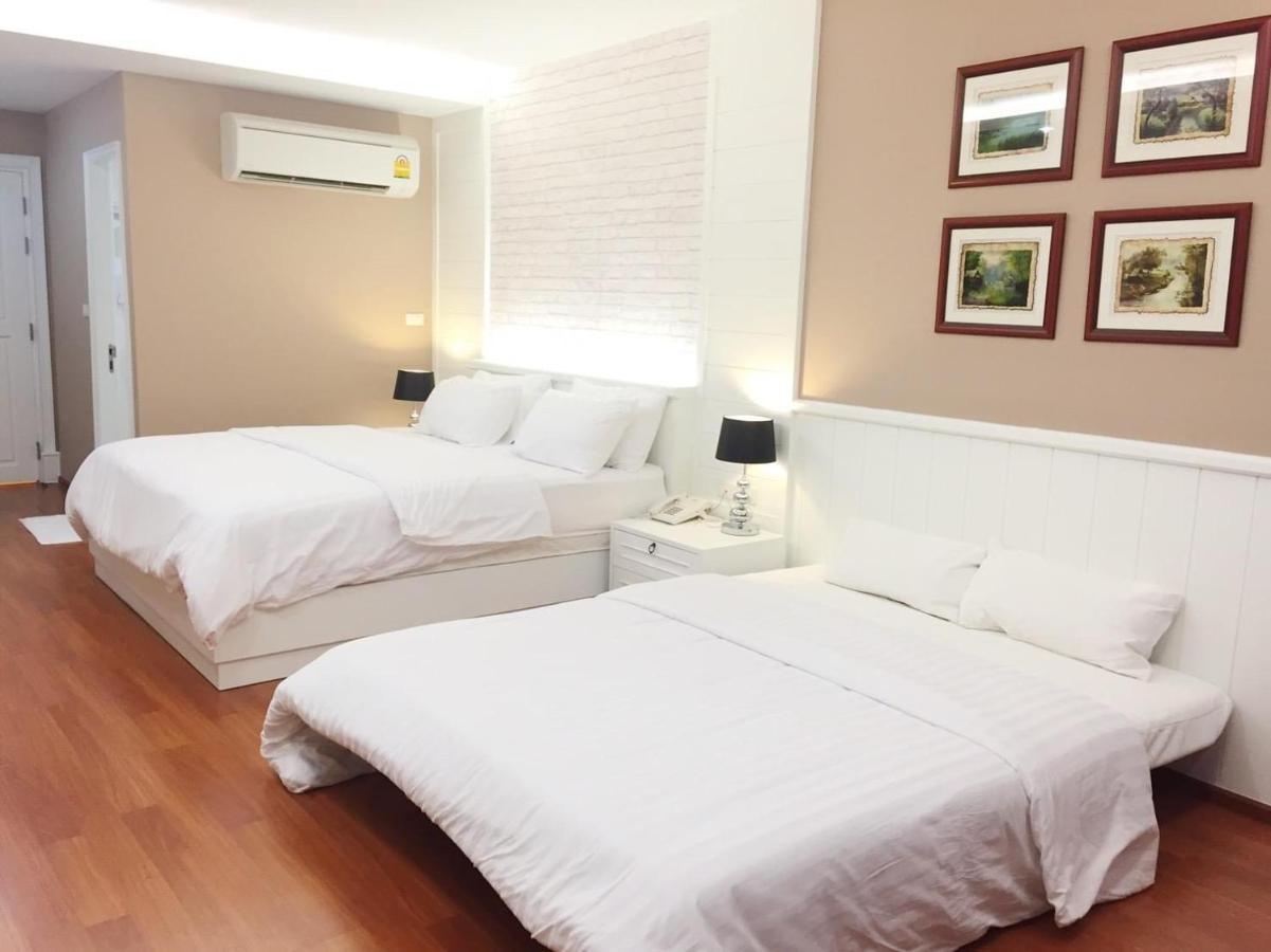 Sabai Dee Minitel Hotell Bangkok Exteriör bild