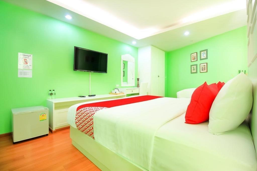 Sabai Dee Minitel Hotell Bangkok Exteriör bild