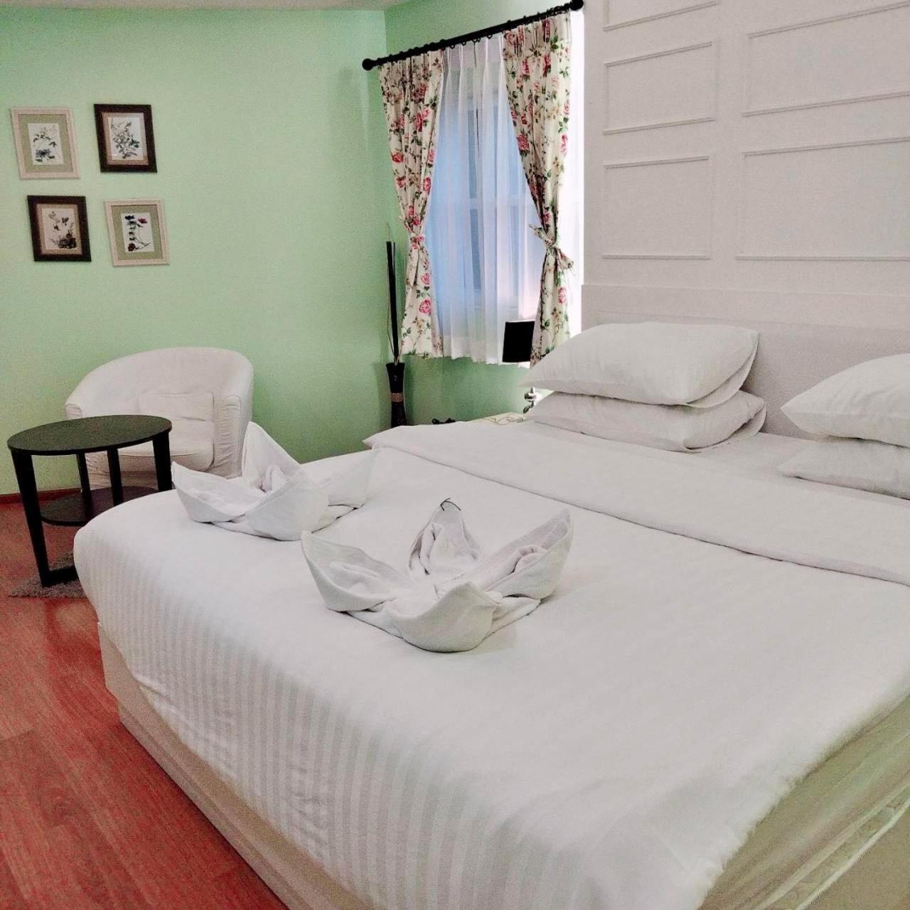 Sabai Dee Minitel Hotell Bangkok Exteriör bild