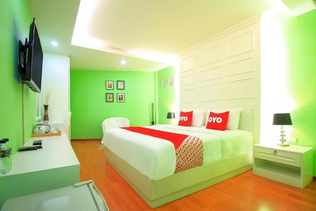 Sabai Dee Minitel Hotell Bangkok Exteriör bild
