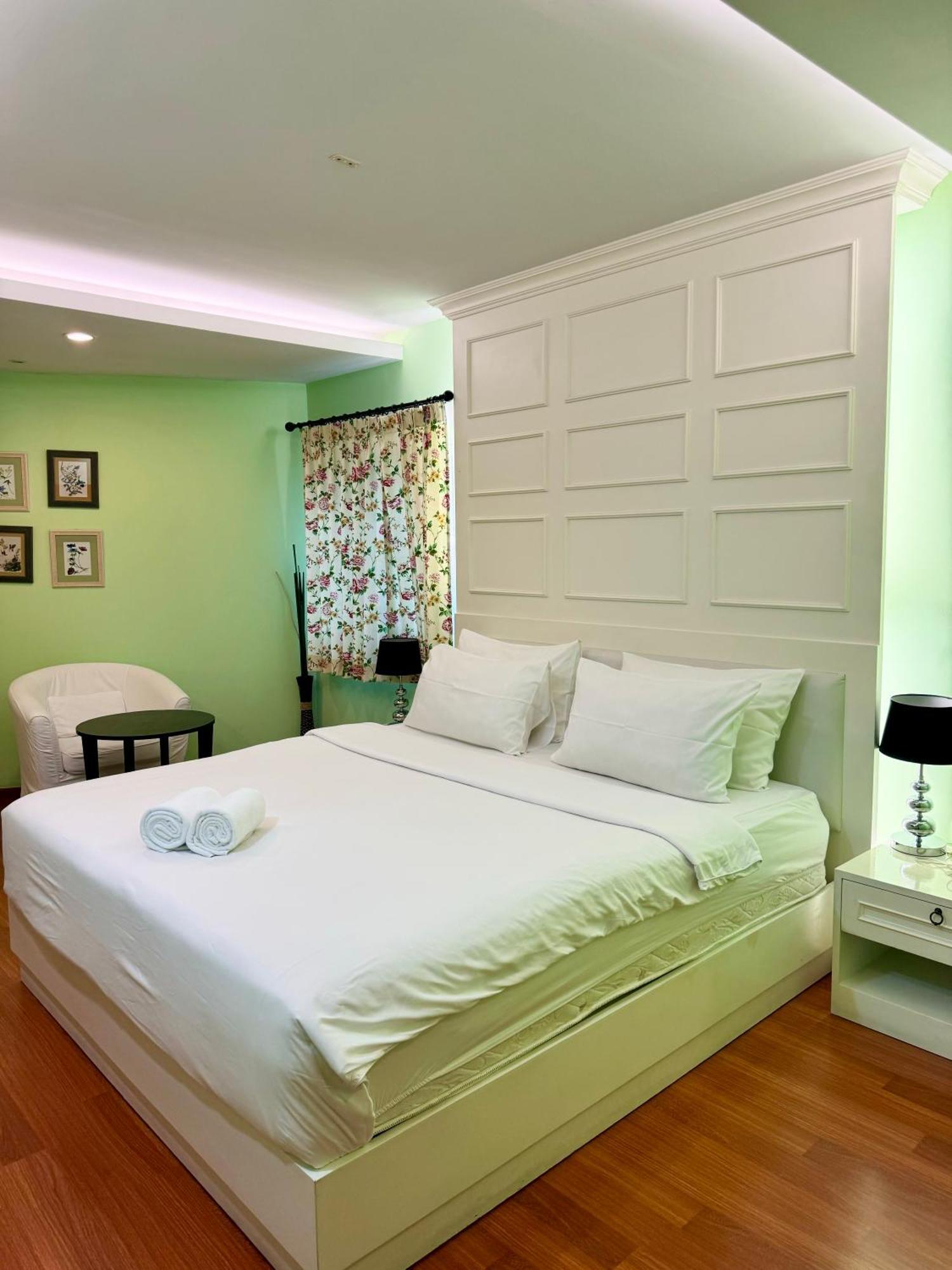 Sabai Dee Minitel Hotell Bangkok Exteriör bild