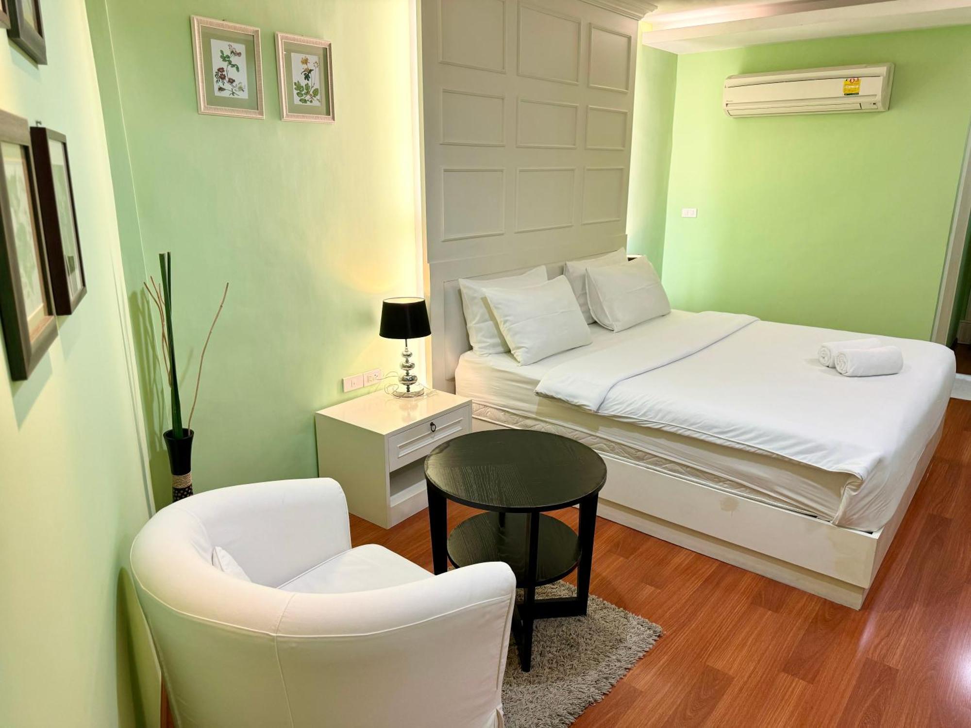 Sabai Dee Minitel Hotell Bangkok Exteriör bild
