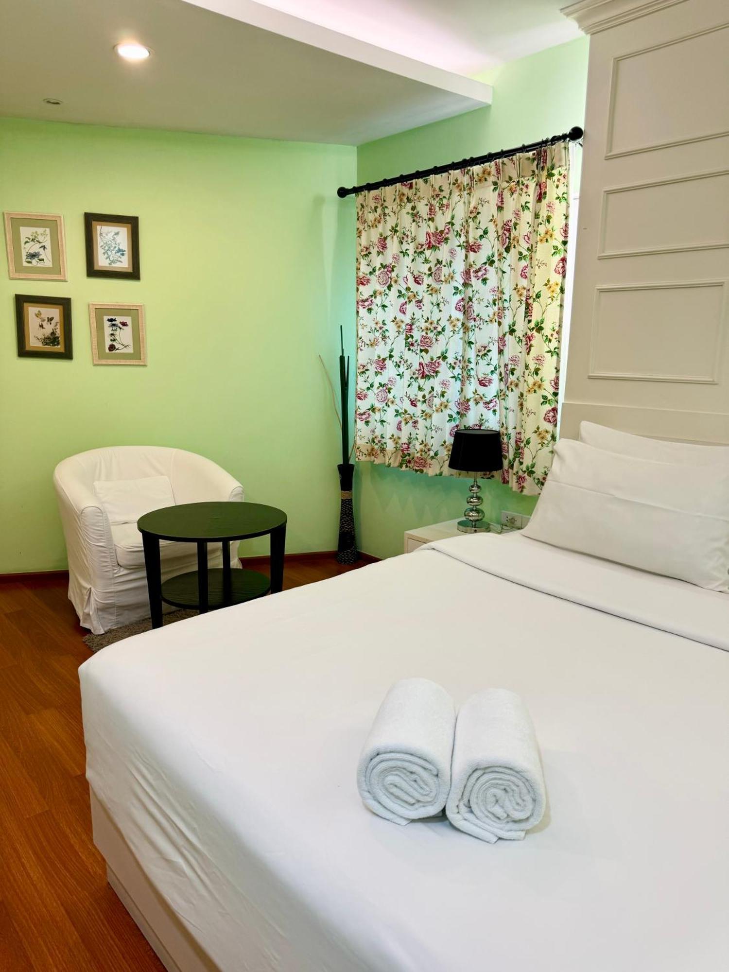 Sabai Dee Minitel Hotell Bangkok Exteriör bild